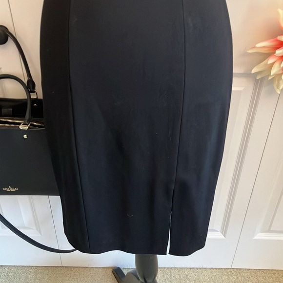 Cache cut out sleeveless LBD little black dress with great lines. - Picture 4 of 13